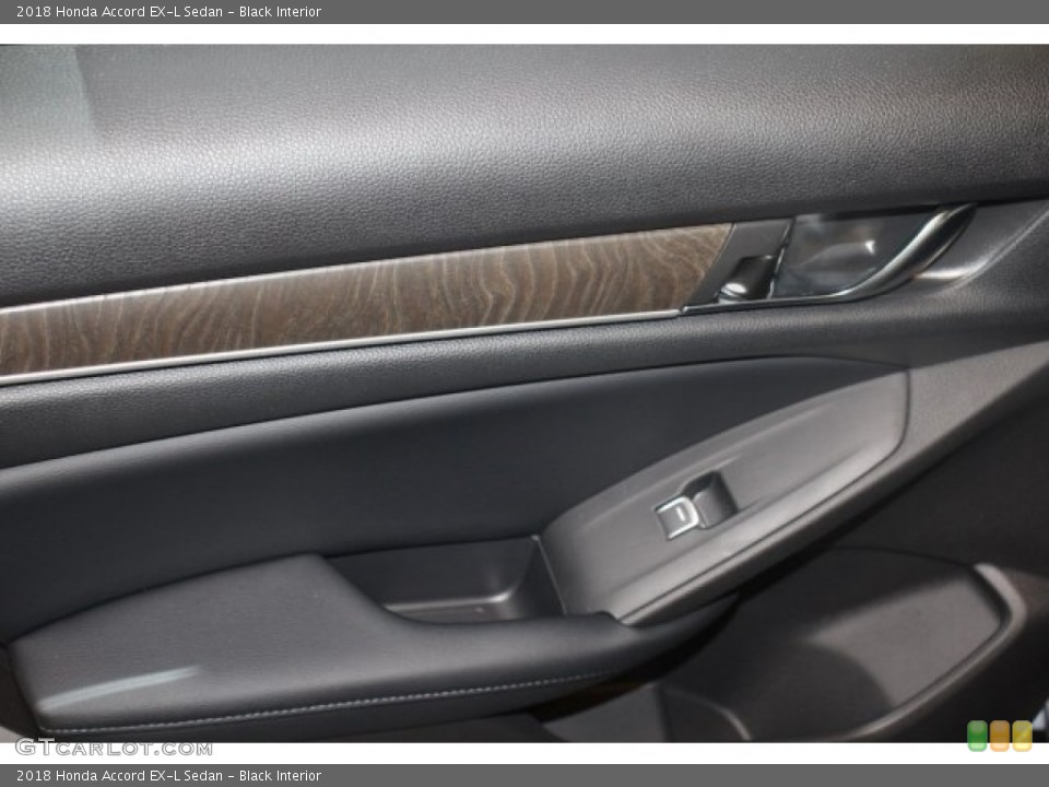 Black Interior Door Panel for the 2018 Honda Accord EX-L Sedan #124302012