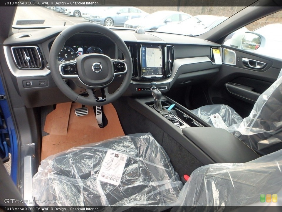Charcoal Interior Front Seat for the 2018 Volvo XC60 T6 AWD R Design #124310840
