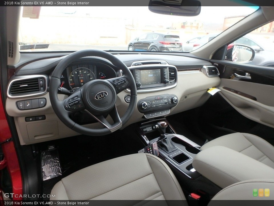 Stone Beige Interior Photo for the 2018 Kia Sorento EX V6 AWD #124313282