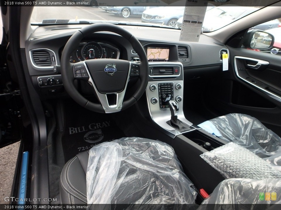 Black Interior Photo for the 2018 Volvo S60 T5 AWD Dynamic #124315193