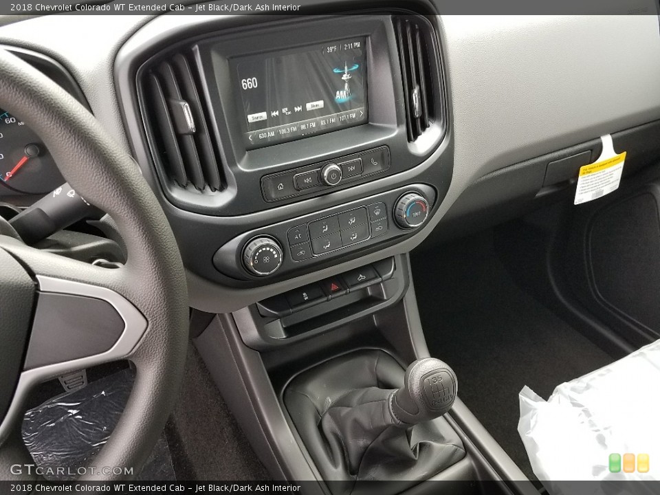 Jet Black/Dark Ash Interior Controls for the 2018 Chevrolet Colorado WT Extended Cab #124320236