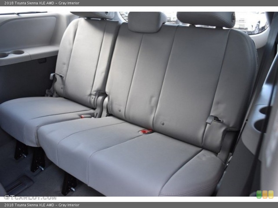 Gray Interior Rear Seat for the 2018 Toyota Sienna XLE AWD #124418860