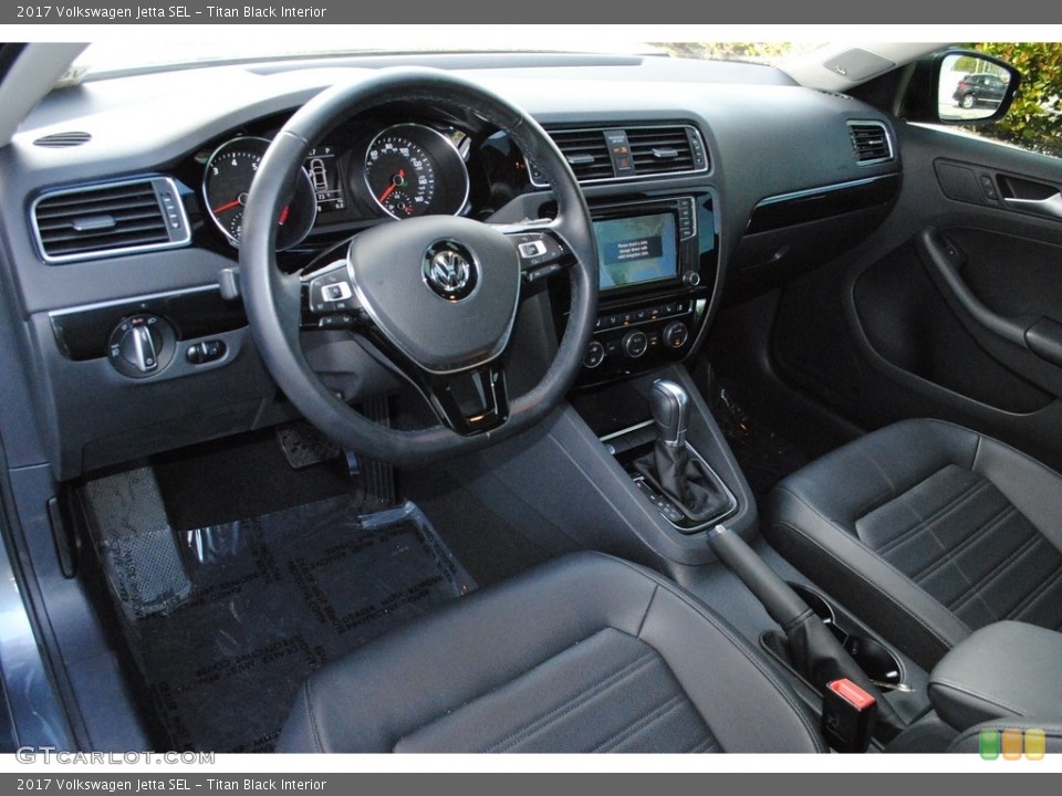 Titan Black Interior Photo for the 2017 Volkswagen Jetta SEL #124439752