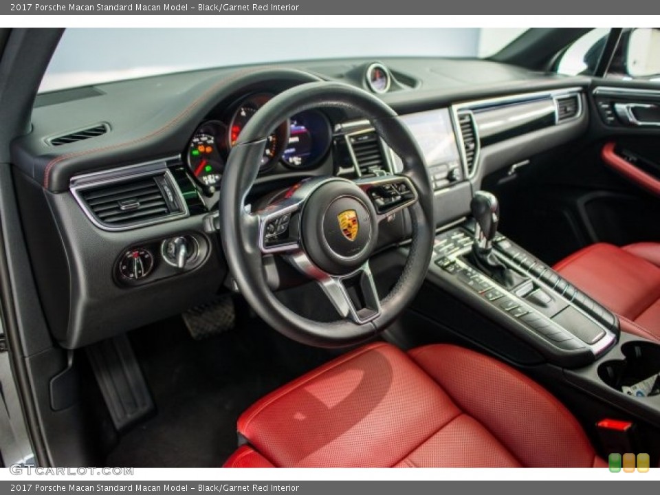 Black/Garnet Red Interior Dashboard for the 2017 Porsche Macan  #124442858
