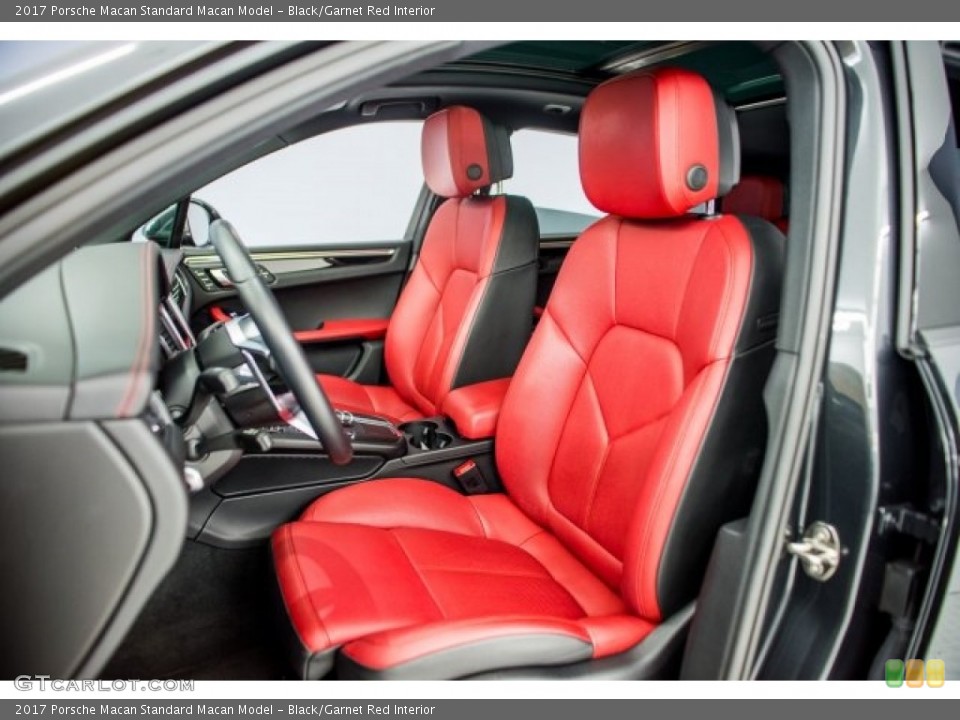 Black/Garnet Red Interior Front Seat for the 2017 Porsche Macan  #124443131