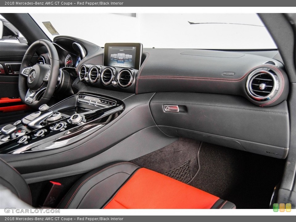 Red Pepper/Black Interior Dashboard for the 2018 Mercedes-Benz AMG GT Coupe #124513026