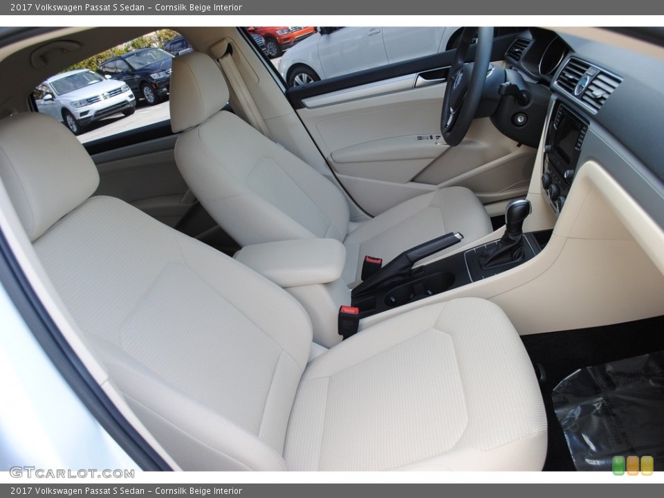 Cornsilk Beige 2017 Volkswagen Passat Interiors