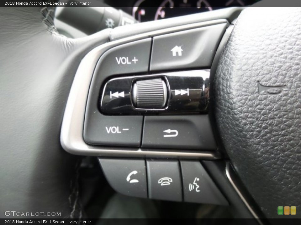 Ivory Interior Controls for the 2018 Honda Accord EX-L Sedan #124665577