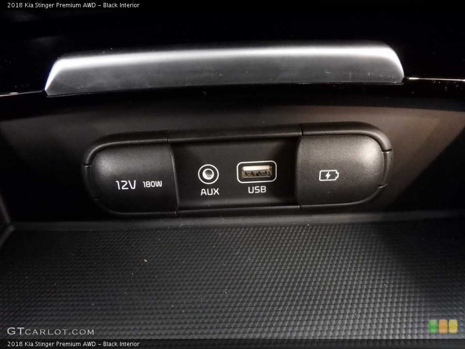 Black Interior Controls for the 2018 Kia Stinger Premium AWD #124666963