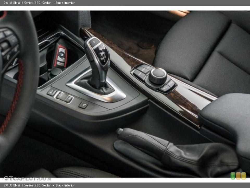 Black Interior Controls for the 2018 BMW 3 Series 330i Sedan #124671367