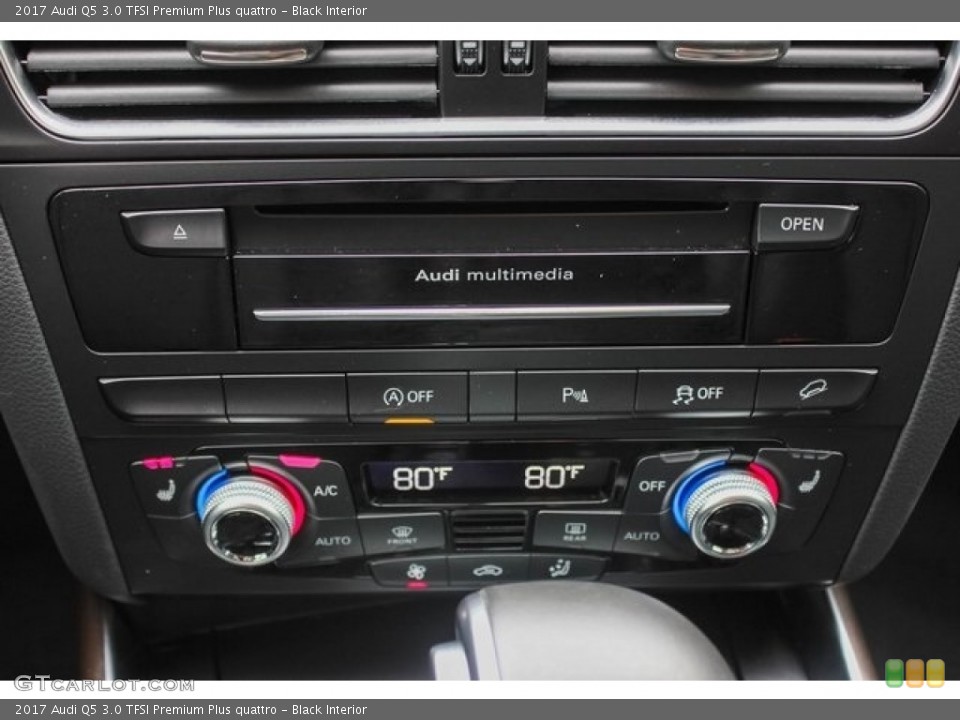 Black Interior Controls for the 2017 Audi Q5 3.0 TFSI Premium Plus quattro #124678330