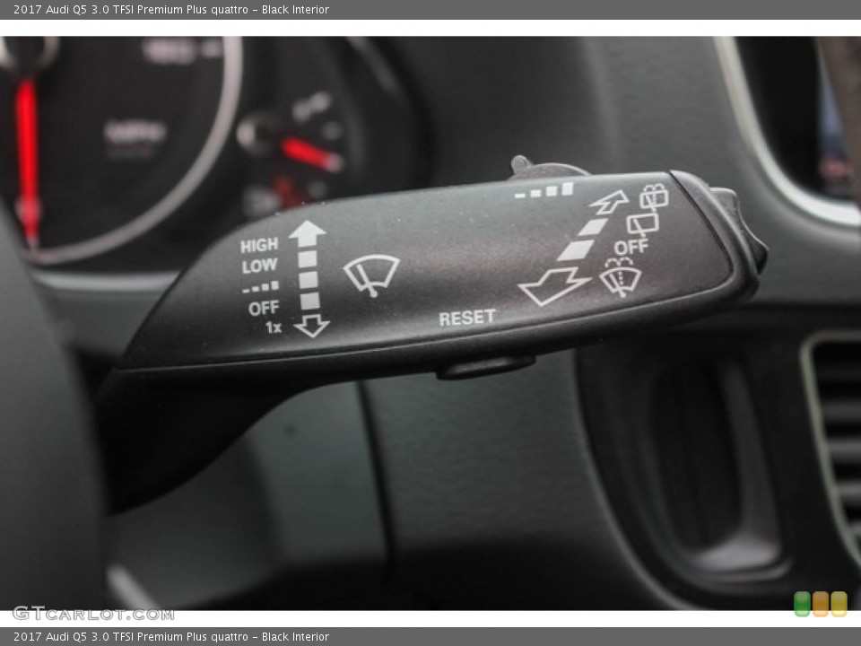 Black Interior Controls for the 2017 Audi Q5 3.0 TFSI Premium Plus quattro #124678366
