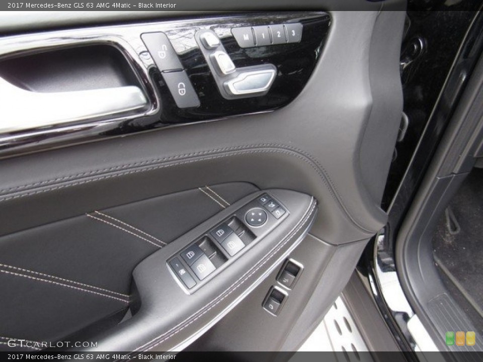 Black Interior Controls for the 2017 Mercedes-Benz GLS 63 AMG 4Matic #124710064