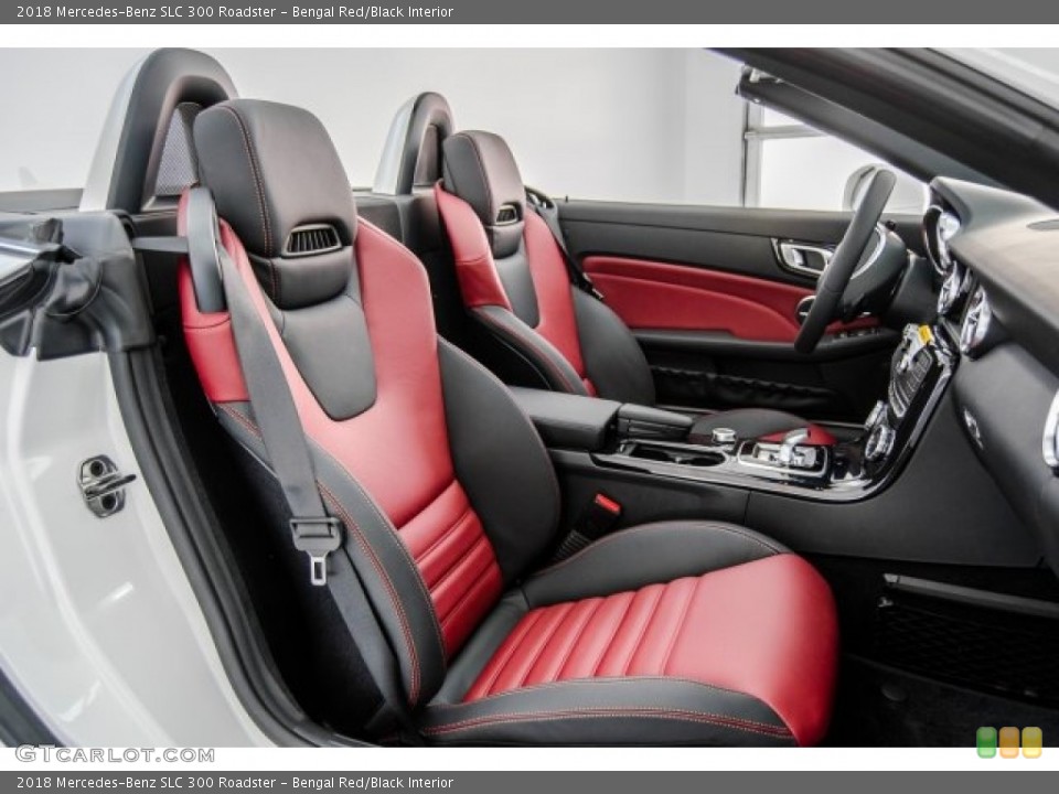 Bengal Red/Black Interior Photo for the 2018 Mercedes-Benz SLC 300 Roadster #124772456