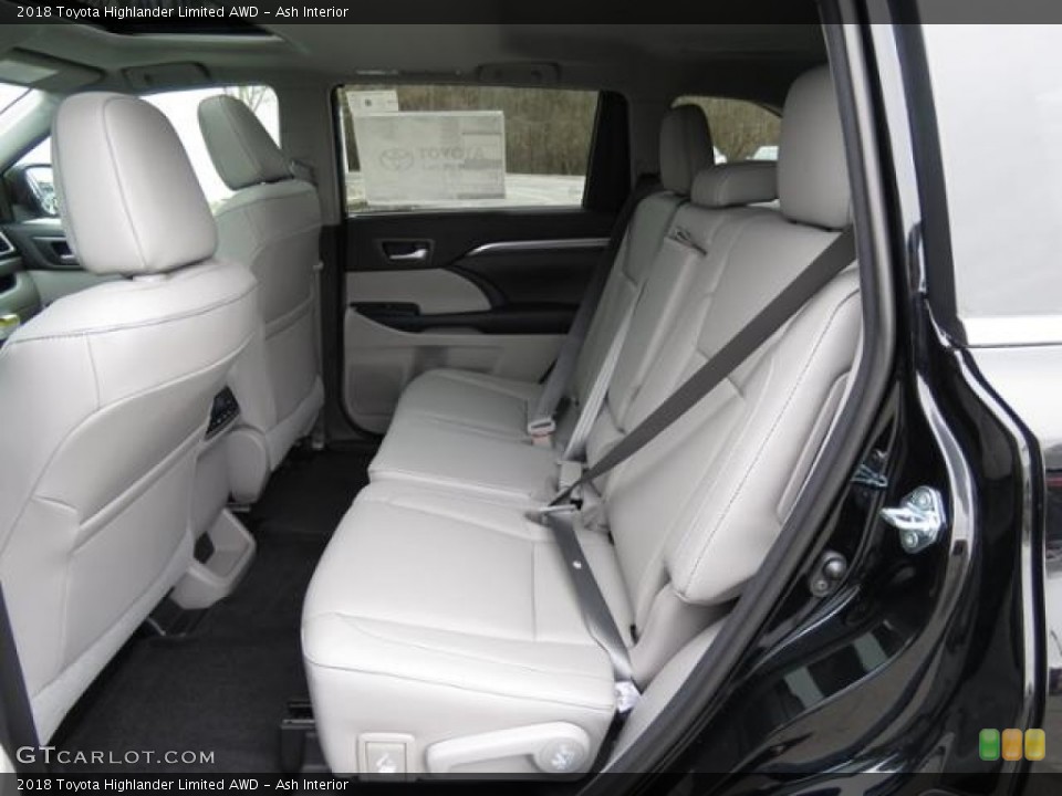 Ash Interior Rear Seat for the 2018 Toyota Highlander Limited AWD #124827724