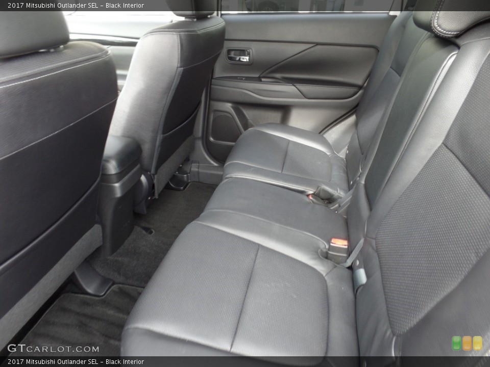 Black Interior Rear Seat for the 2017 Mitsubishi Outlander SEL #124950630
