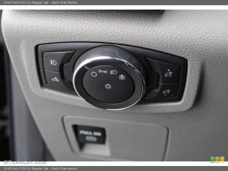 Earth Gray Interior Controls for the 2018 Ford F150 XL Regular Cab #124968465