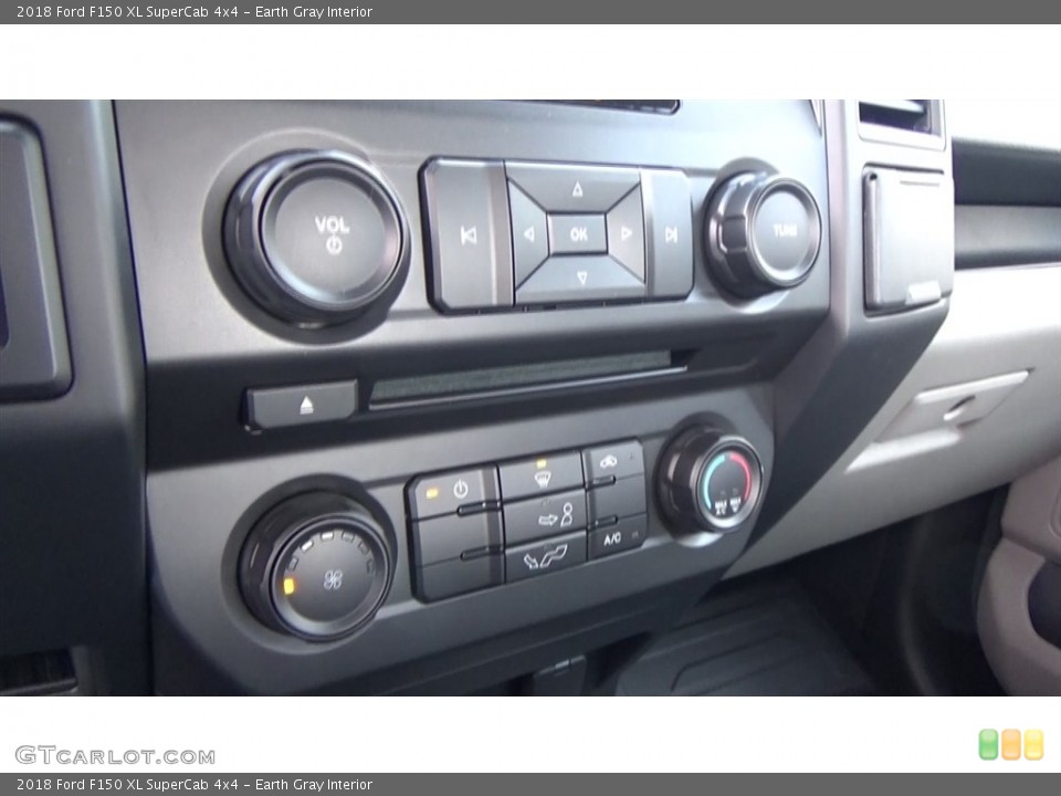 Earth Gray Interior Controls for the 2018 Ford F150 XL SuperCab 4x4 #124990002
