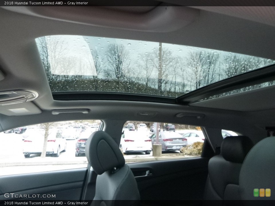 Gray Interior Sunroof for the 2018 Hyundai Tucson Limited AWD #125070729