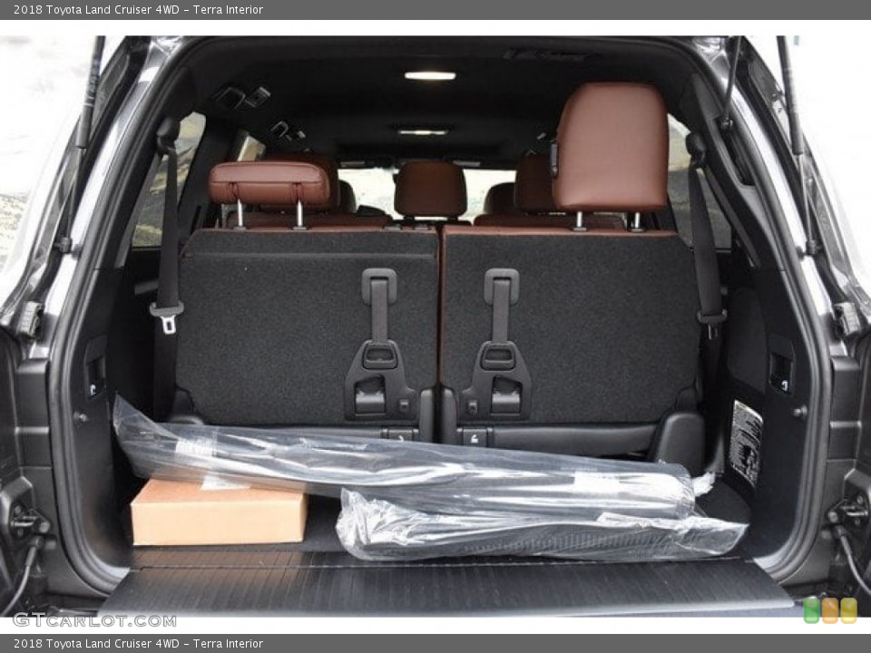 Terra Interior Trunk for the 2018 Toyota Land Cruiser 4WD #125172637