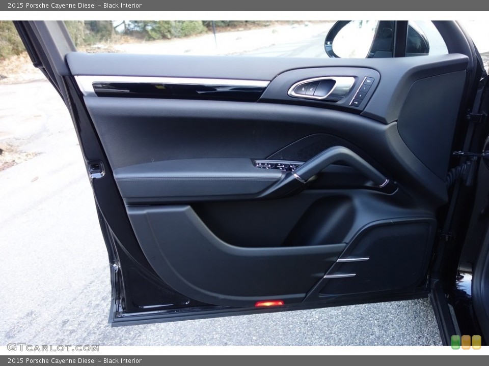 Black Interior Door Panel for the 2015 Porsche Cayenne Diesel #125205079