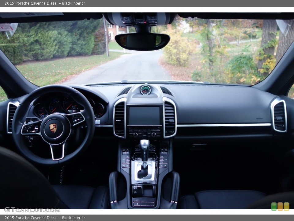 Black Interior Dashboard for the 2015 Porsche Cayenne Diesel #125321730