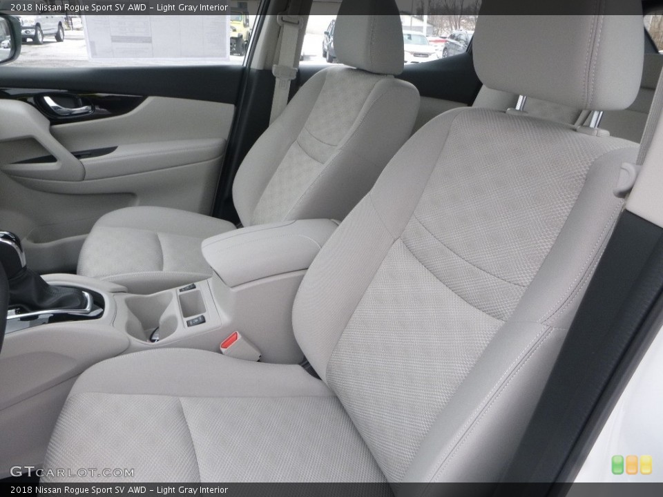 Light Gray Interior Front Seat for the 2018 Nissan Rogue Sport SV AWD #125330429