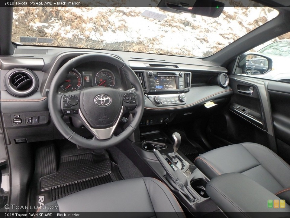 Black Interior Photo for the 2018 Toyota RAV4 SE AWD #125375184