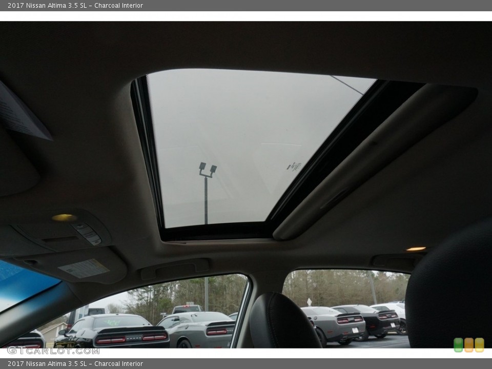 Charcoal Interior Sunroof for the 2017 Nissan Altima 3.5 SL #125418781