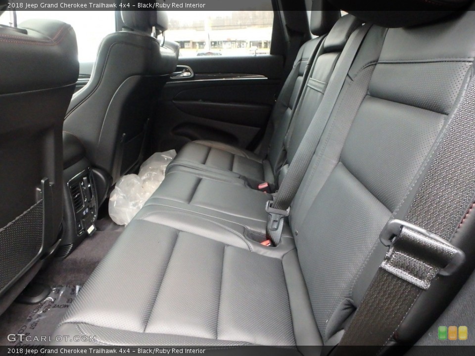 Black/Ruby Red Interior Rear Seat for the 2018 Jeep Grand Cherokee Trailhawk 4x4 #125461590