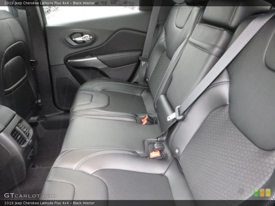 Black Interior Rear Seat for the 2019 Jeep Cherokee Latitude Plus 4x4 #125609536