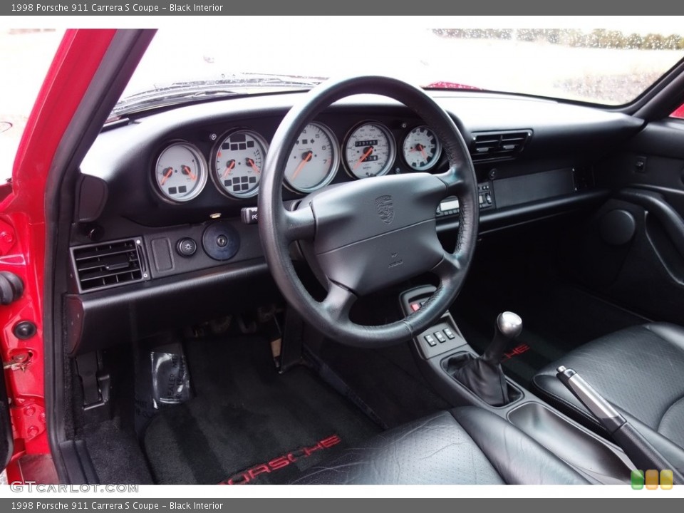 Black Interior Dashboard for the 1998 Porsche 911 Carrera S Coupe #125634024