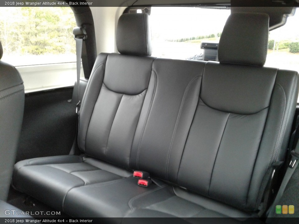 Black Interior Rear Seat for the 2018 Jeep Wrangler Altitude 4x4 #125634120
