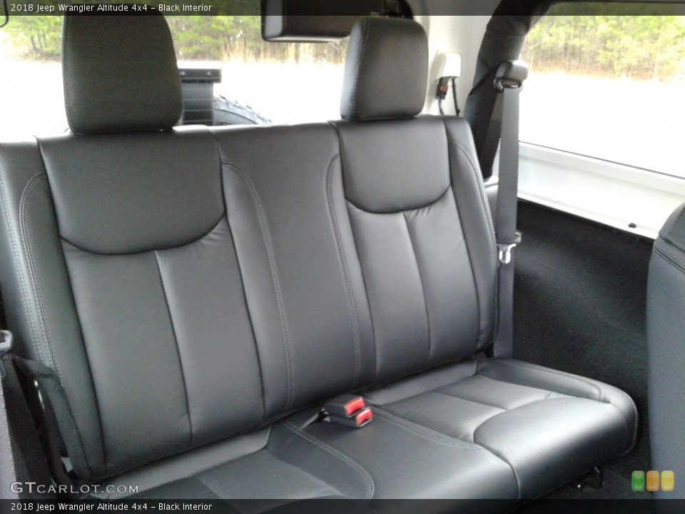 Black Interior Rear Seat for the 2018 Jeep Wrangler Altitude 4x4 #125634177