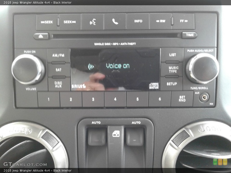 Black Interior Controls for the 2018 Jeep Wrangler Altitude 4x4 #125634408