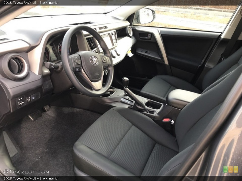 Black Interior Photo for the 2018 Toyota RAV4 LE #125724921