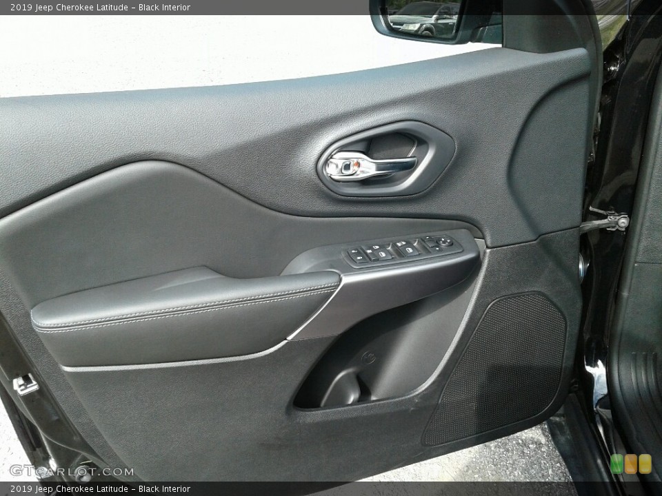 Black Interior Door Panel for the 2019 Jeep Cherokee Latitude #125738784
