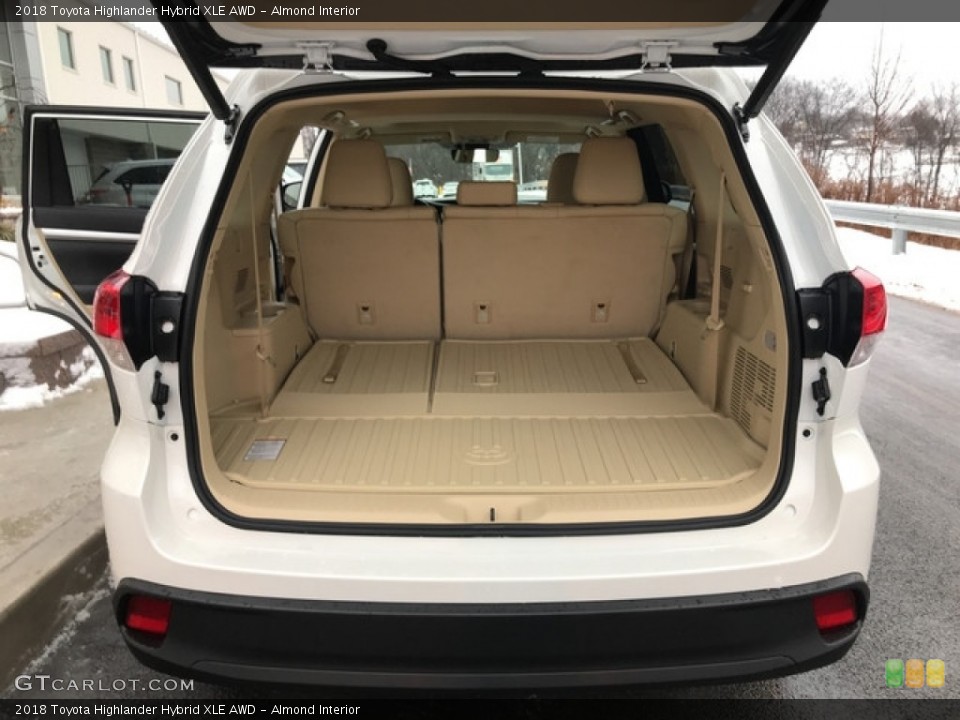 Almond Interior Trunk for the 2018 Toyota Highlander Hybrid XLE AWD #125742876