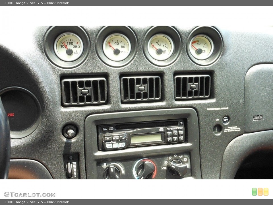 Black Interior Controls for the 2000 Dodge Viper GTS #125768137
