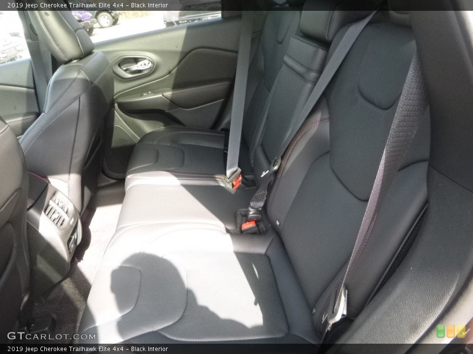 Black Interior Rear Seat for the 2019 Jeep Cherokee Trailhawk Elite 4x4 #125904623