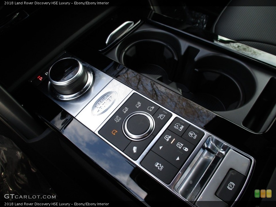 Ebony/Ebony Interior Controls for the 2018 Land Rover Discovery HSE Luxury #125980695