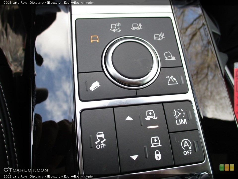 Ebony/Ebony Interior Controls for the 2018 Land Rover Discovery HSE Luxury #125980825