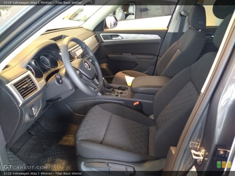 Titan Black Interior Photo for the 2018 Volkswagen Atlas S 4Motion #125988994