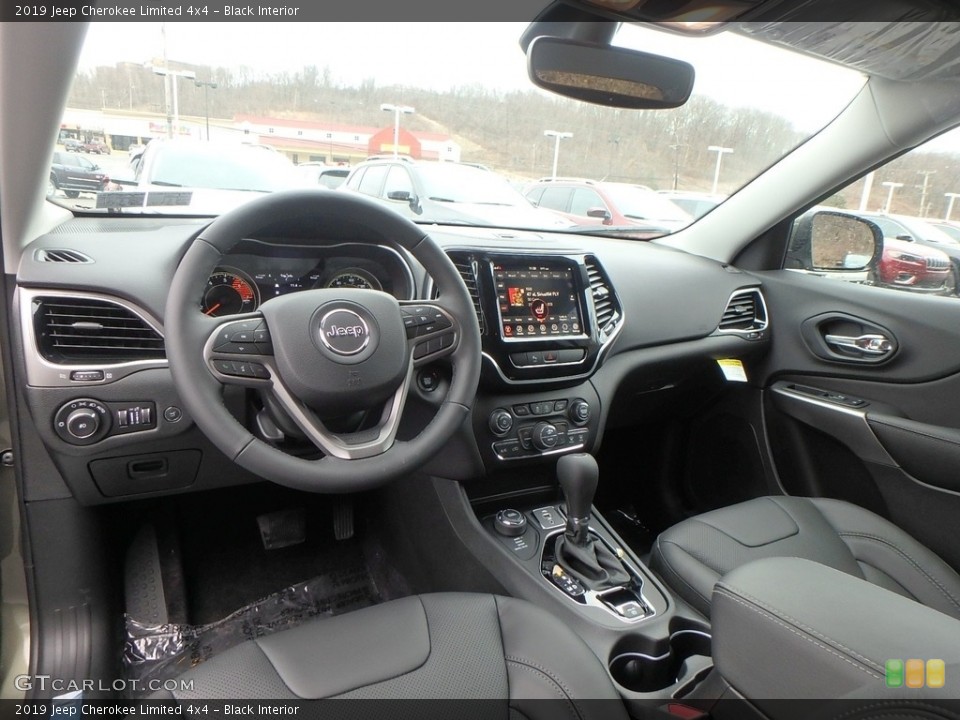 Black Interior Photo for the 2019 Jeep Cherokee Limited 4x4 #126020228