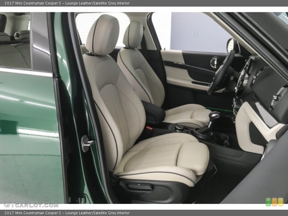 Lounge Leather/Satellite Grey Interior Photo for the 2017 Mini Countryman Cooper S #126026417