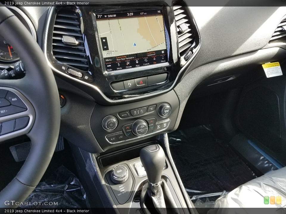 Black Interior Navigation for the 2019 Jeep Cherokee Limited 4x4 #126116975