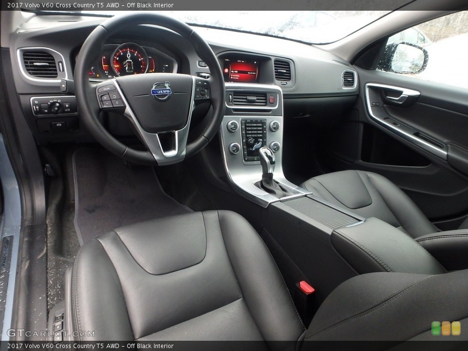 Off Black Interior Photo for the 2017 Volvo V60 Cross Country T5 AWD #126120635
