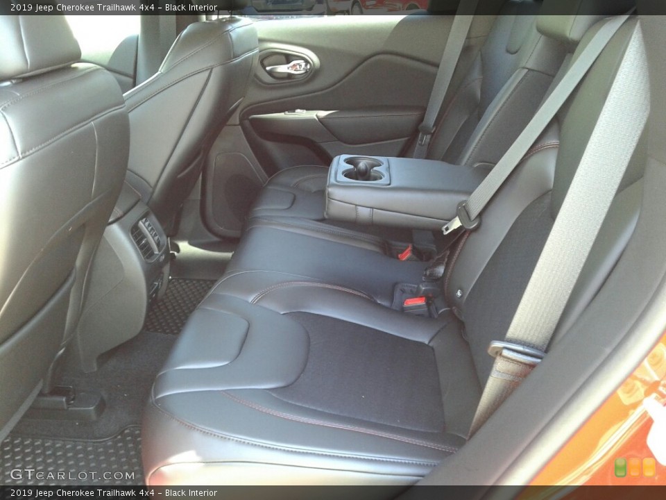 Black Interior Rear Seat for the 2019 Jeep Cherokee Trailhawk 4x4 #126146505