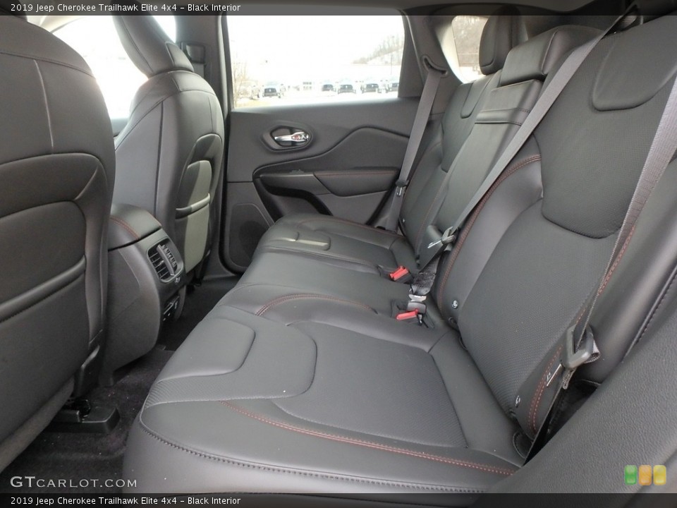 Black Interior Rear Seat for the 2019 Jeep Cherokee Trailhawk Elite 4x4 #126226966