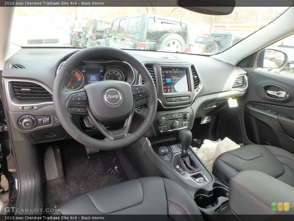 Black Interior Photo for the 2019 Jeep Cherokee Trailhawk Elite 4x4 #126226990